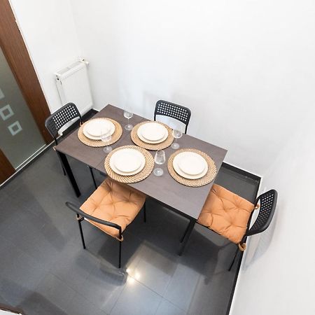 Modern & Spacious Apartment - Prime Location Near Bucharest'S Old Town المظهر الخارجي الصورة