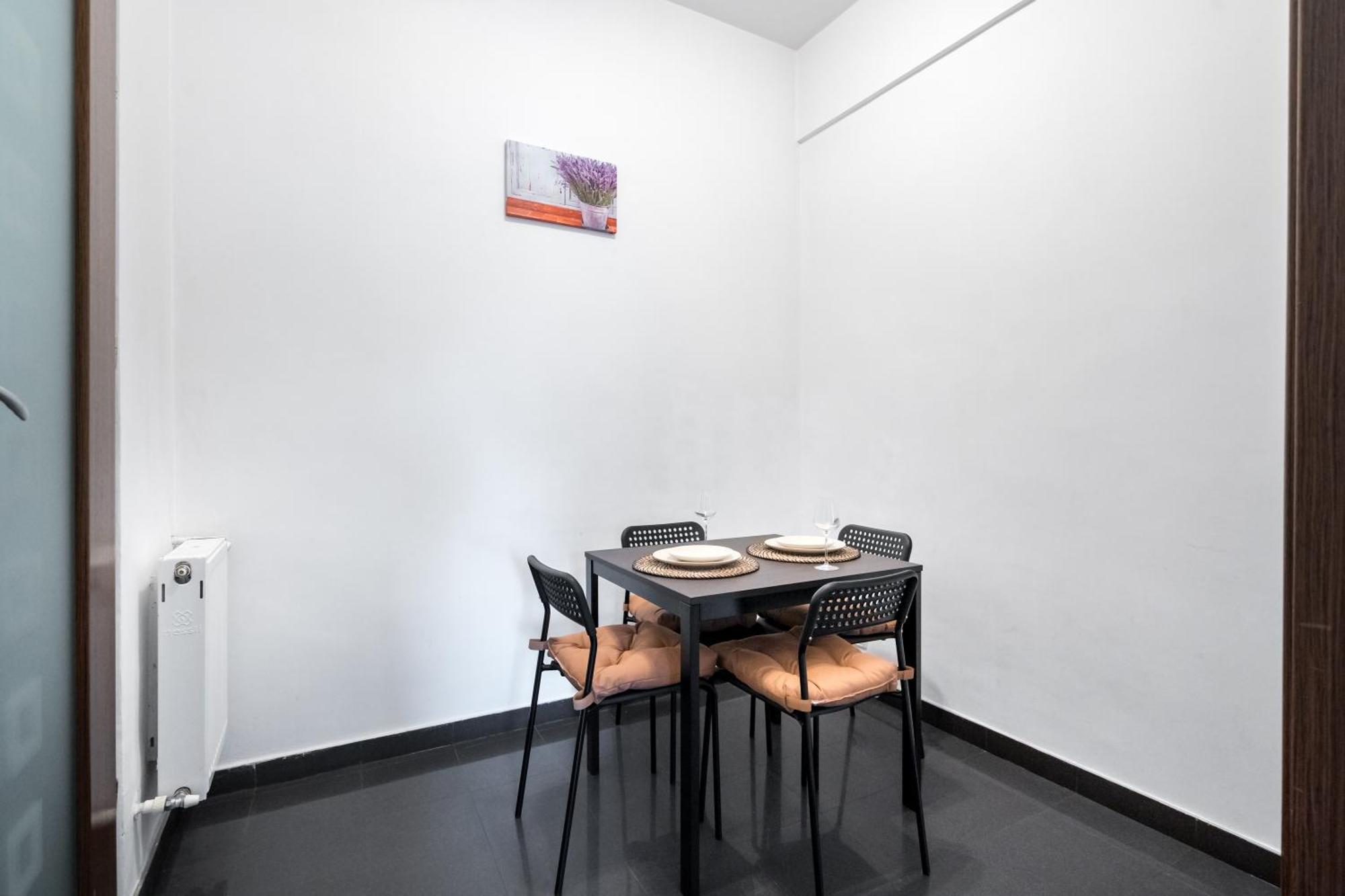 Modern & Spacious Apartment - Prime Location Near Bucharest'S Old Town المظهر الخارجي الصورة